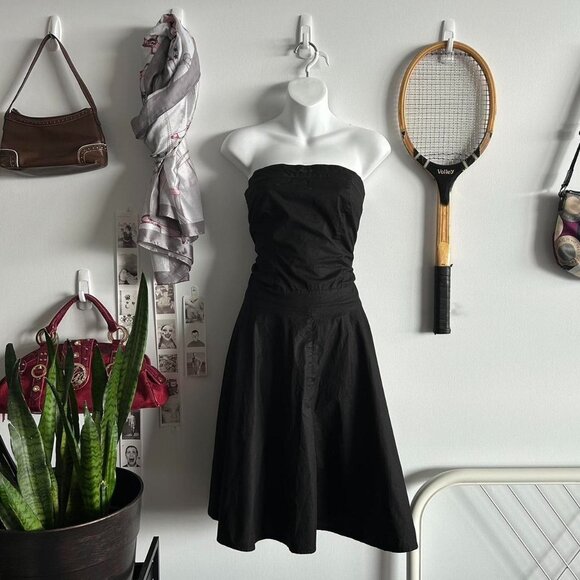 Strapless skater dress - Picture 1 of 3